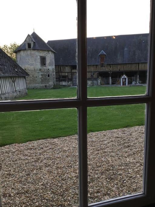 La Ferme Du Chateau Fauguernon Luaran gambar